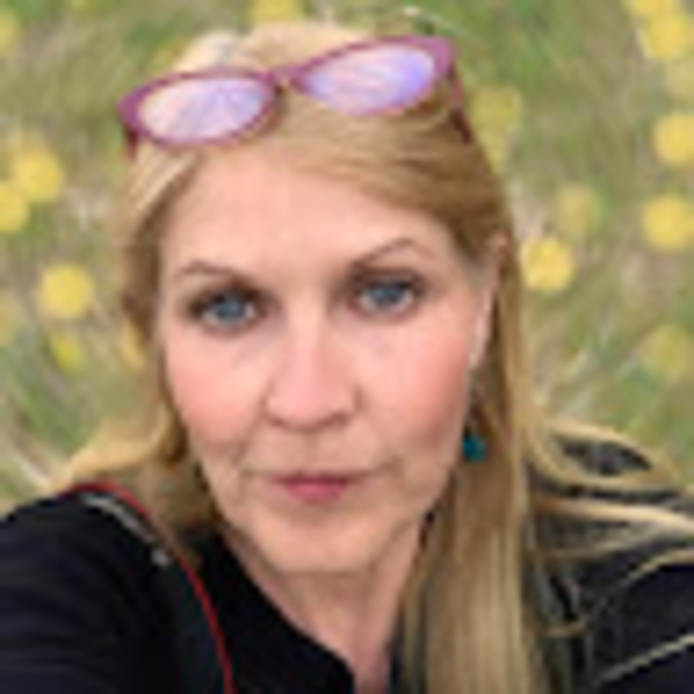 Meet your Posher, Carolyne
